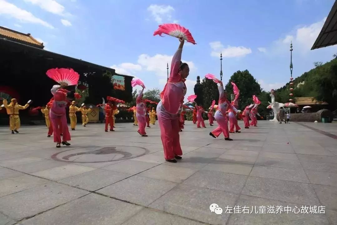 北京青菁顶民俗客栈团购_九顶塔中华民俗欢乐园_怀柔顶秀美泉小镇的文化民俗