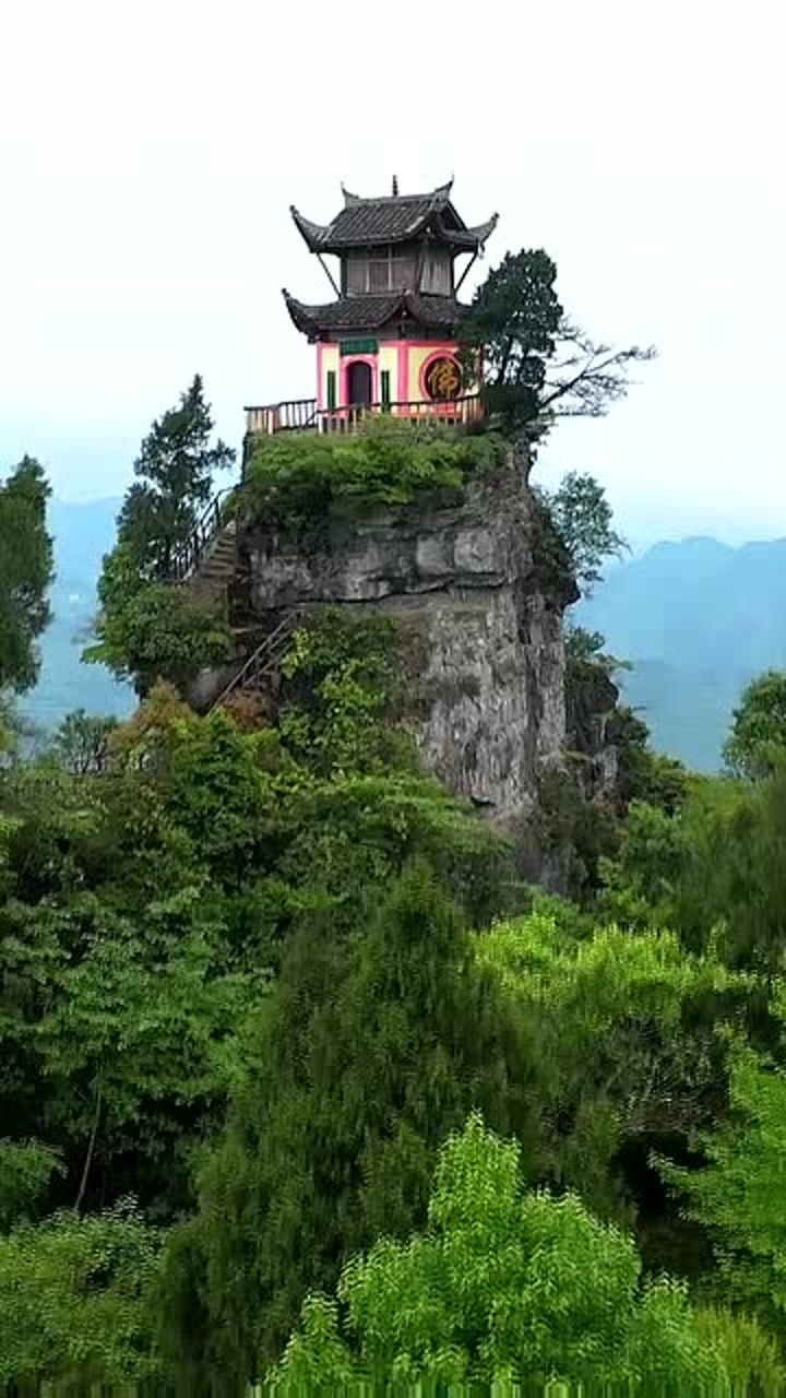 梵净山上面的庙是怎么建造的_王母观山 庙书院玉皇_庙是苏武庙碑是李陵碑