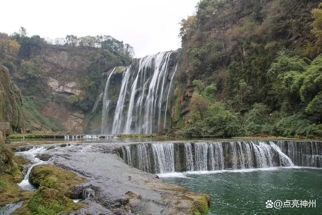 梵净山上面的庙是怎么建造的_庙是什么庙,碑是李陵碑_庙是苏武庙 碑是李陵碑