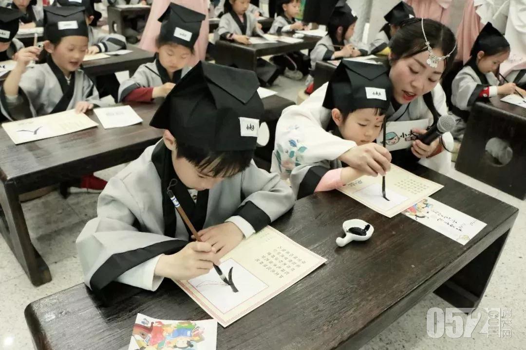 国学启蒙仪式_国学启蒙礼_国学启蒙课程视频