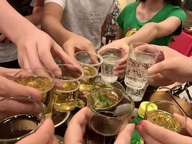 喝酒喝多就醉_喝酒醉喝什么解酒快_喝酒醉喝什么最好