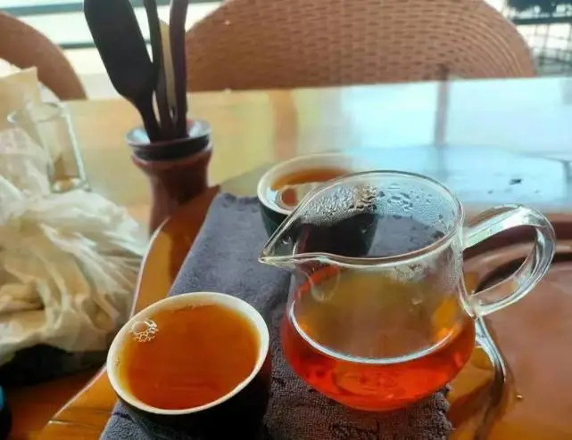 喝酒好还是喝茶好_喝酒喝茶怎么说_喝酒喝茶失眠怎么办