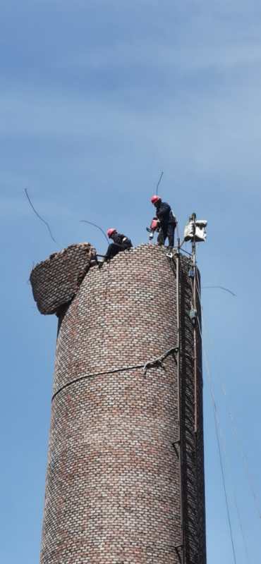 建筑塔架安装要求_建筑施工塔架_施工建筑塔架图片