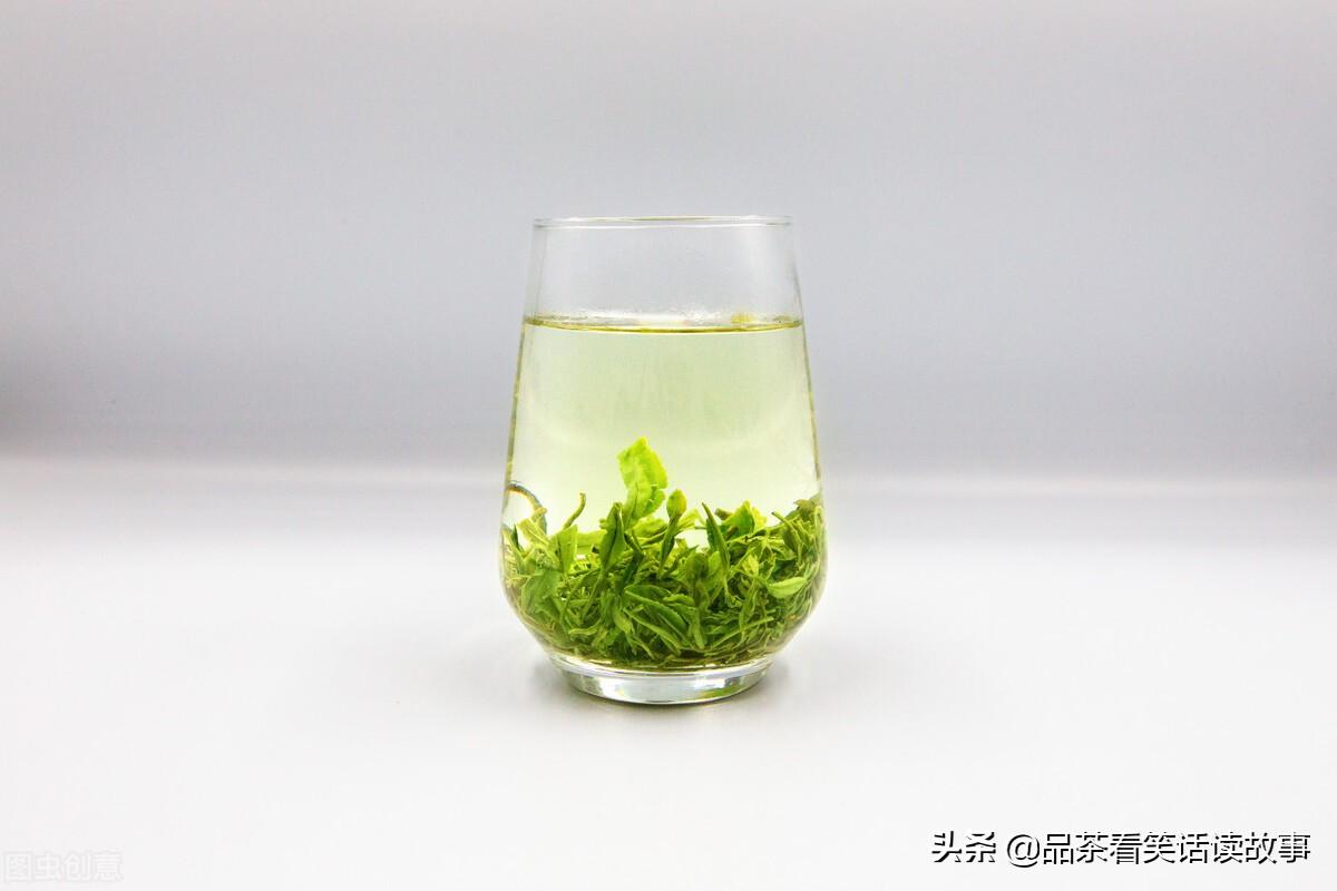 喝酒喝多了喝绿茶管用吗_喝酒喝绿茶能解酒吗_绿茶喝酒的后果